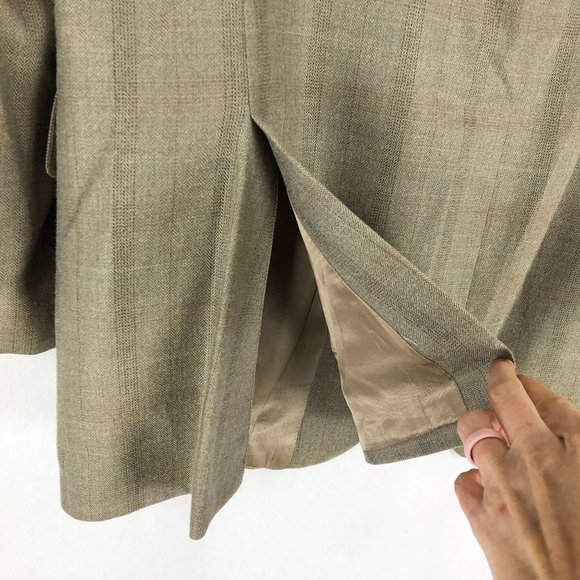 Calvin Klein Men's Size 42R Brown Silk Wool Blend Three-Button Suit Jacket - Picture 4 of 10